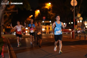 HO CHI MINH CITY NIGHT RUN EXIMBANK 2024 - Ảnh #2159258