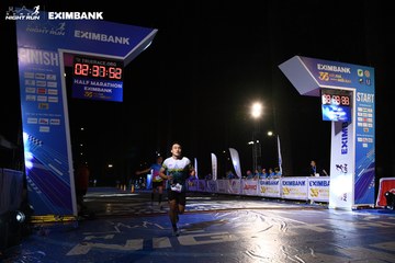 HO CHI MINH CITY NIGHT RUN EXIMBANK 2024 - Ảnh #2059596