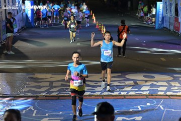 HO CHI MINH CITY NIGHT RUN EXIMBANK 2024 - Ảnh #2028260