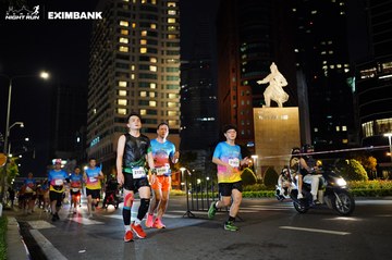 HO CHI MINH CITY NIGHT RUN EXIMBANK 2024 - Ảnh #1990632