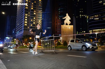 HO CHI MINH CITY NIGHT RUN EXIMBANK 2024 - Ảnh #1989138