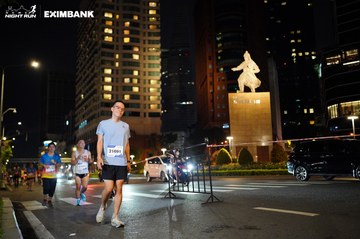 HO CHI MINH CITY NIGHT RUN EXIMBANK 2024 - Ảnh #1991714