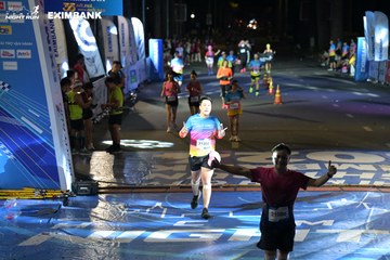 HO CHI MINH CITY NIGHT RUN EXIMBANK 2024 - Ảnh #2031903