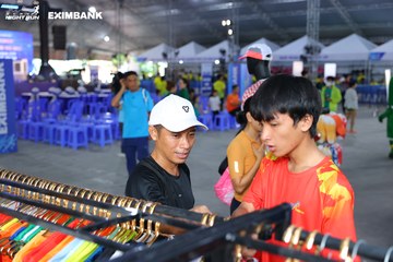 HO CHI MINH CITY NIGHT RUN EXIMBANK 2024 - Ảnh #1965456