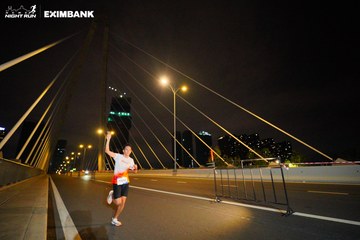 HO CHI MINH CITY NIGHT RUN EXIMBANK 2024 - Ảnh #2023020