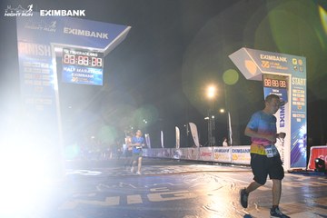 HO CHI MINH CITY NIGHT RUN EXIMBANK 2024 - Ảnh #2064304