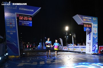 HO CHI MINH CITY NIGHT RUN EXIMBANK 2024 - Ảnh #2059111