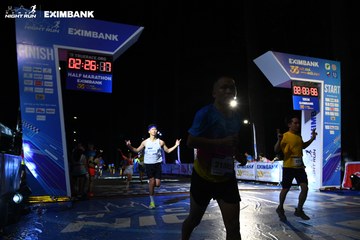HO CHI MINH CITY NIGHT RUN EXIMBANK 2024 - Ảnh #2061657