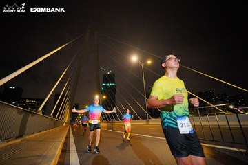 HO CHI MINH CITY NIGHT RUN EXIMBANK 2024 - Ảnh #2024017