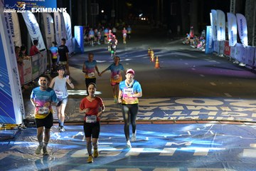 HO CHI MINH CITY NIGHT RUN EXIMBANK 2024 - Ảnh #2032495