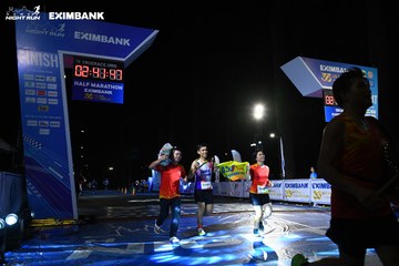 HO CHI MINH CITY NIGHT RUN EXIMBANK 2024 - Ảnh #2062739