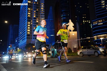 HO CHI MINH CITY NIGHT RUN EXIMBANK 2024 - Ảnh #1990395