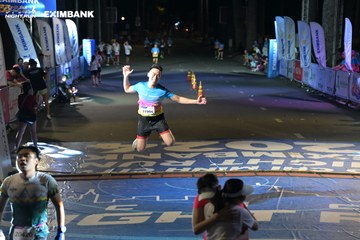 HO CHI MINH CITY NIGHT RUN EXIMBANK 2024 - Ảnh #2034641