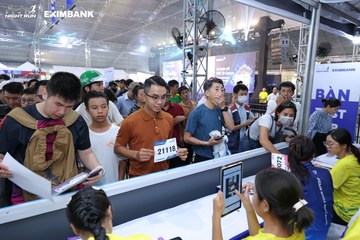 HO CHI MINH CITY NIGHT RUN EXIMBANK 2024 - Ảnh #1964283