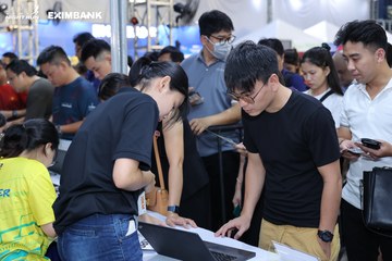 HO CHI MINH CITY NIGHT RUN EXIMBANK 2024 - Ảnh #1964783