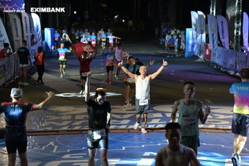HO CHI MINH CITY NIGHT RUN EXIMBANK 2024 - Ảnh #2034182
