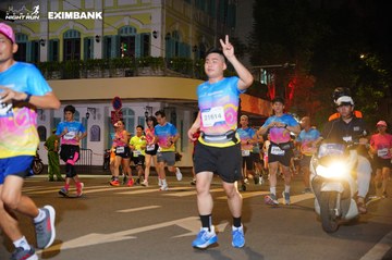 HO CHI MINH CITY NIGHT RUN EXIMBANK 2024 - Ảnh #2031810