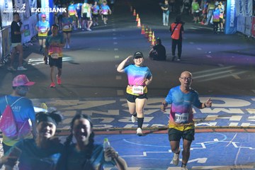 HO CHI MINH CITY NIGHT RUN EXIMBANK 2024 - Ảnh #2029343