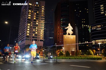 HO CHI MINH CITY NIGHT RUN EXIMBANK 2024 - Ảnh #1989560