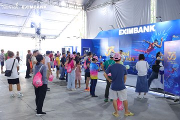 HO CHI MINH CITY NIGHT RUN EXIMBANK 2024 - Ảnh #1965634