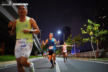 HO CHI MINH CITY NIGHT RUN EXIMBANK 2024 - Ảnh #1988818