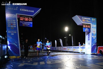 HO CHI MINH CITY NIGHT RUN EXIMBANK 2024 - Ảnh #2059882