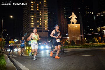 HO CHI MINH CITY NIGHT RUN EXIMBANK 2024 - Ảnh #1990671
