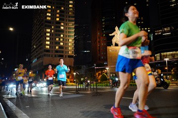 HO CHI MINH CITY NIGHT RUN EXIMBANK 2024 - Ảnh #1991548