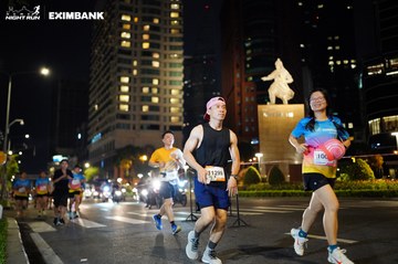 HO CHI MINH CITY NIGHT RUN EXIMBANK 2024 - Ảnh #1991318