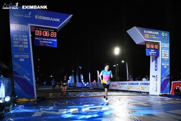 HO CHI MINH CITY NIGHT RUN EXIMBANK 2024 - Ảnh #2065311