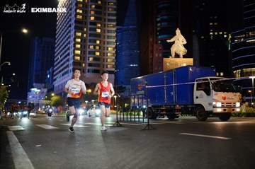 HO CHI MINH CITY NIGHT RUN EXIMBANK 2024 - Ảnh #1989225