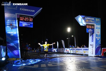 HO CHI MINH CITY NIGHT RUN EXIMBANK 2024 - Ảnh #2063295