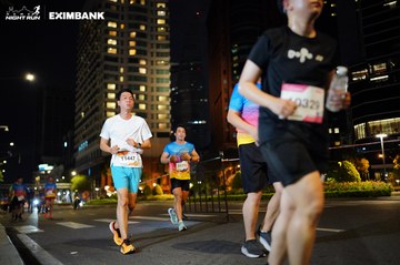HO CHI MINH CITY NIGHT RUN EXIMBANK 2024 - Ảnh #1990763