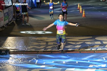 HO CHI MINH CITY NIGHT RUN EXIMBANK 2024 - Ảnh #2032595