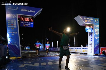HO CHI MINH CITY NIGHT RUN EXIMBANK 2024 - Ảnh #2064894