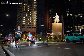 HO CHI MINH CITY NIGHT RUN EXIMBANK 2024 - Ảnh #1990554
