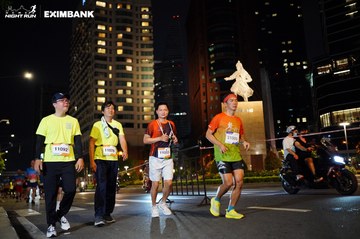 HO CHI MINH CITY NIGHT RUN EXIMBANK 2024 - Ảnh #1989836