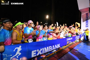HO CHI MINH CITY NIGHT RUN EXIMBANK 2024 - Ảnh #1970971