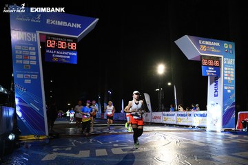 HO CHI MINH CITY NIGHT RUN EXIMBANK 2024 - Ảnh #2066110