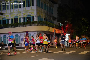 HO CHI MINH CITY NIGHT RUN EXIMBANK 2024 - Ảnh #2031384