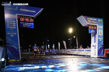 HO CHI MINH CITY NIGHT RUN EXIMBANK 2024 - Ảnh #2065374