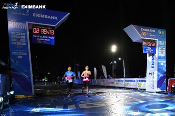 HO CHI MINH CITY NIGHT RUN EXIMBANK 2024 - Ảnh #2060540