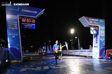 HO CHI MINH CITY NIGHT RUN EXIMBANK 2024 - Ảnh #2059164