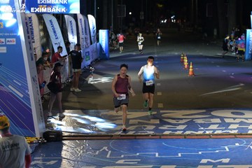 HO CHI MINH CITY NIGHT RUN EXIMBANK 2024 - Ảnh #2033522