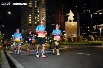 HO CHI MINH CITY NIGHT RUN EXIMBANK 2024 - Ảnh #1991675
