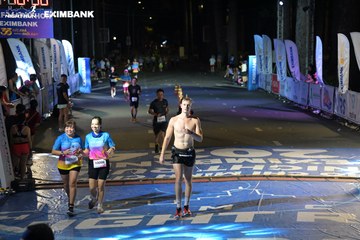 HO CHI MINH CITY NIGHT RUN EXIMBANK 2024 - Ảnh #2025768