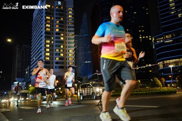 HO CHI MINH CITY NIGHT RUN EXIMBANK 2024 - Ảnh #1989974