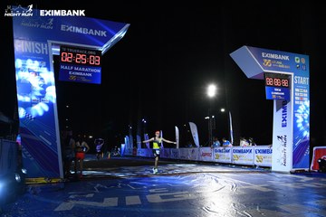HO CHI MINH CITY NIGHT RUN EXIMBANK 2024 - Ảnh #2060235