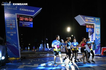 HO CHI MINH CITY NIGHT RUN EXIMBANK 2024 - Ảnh #2064925