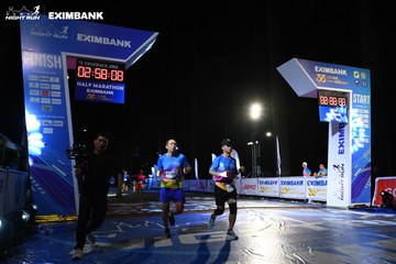 HO CHI MINH CITY NIGHT RUN EXIMBANK 2024 - Ảnh #2059886